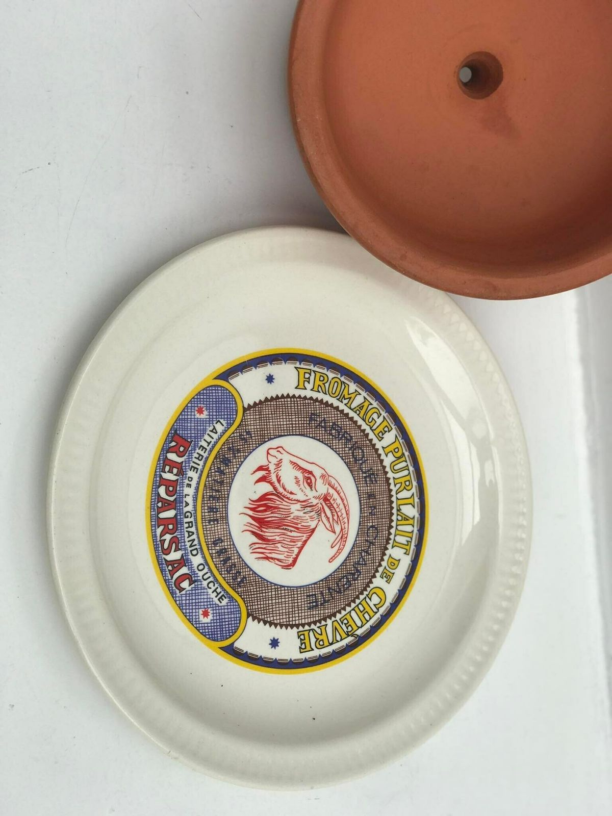 Handgemaakte Terracotta Kaasstolp/Cloche – Antiek Frans Keukenobject – Botervloot – Kaasschaal Van Saint Amand France – Geschikt Voor Kaas, Taart En Gebak photo buy