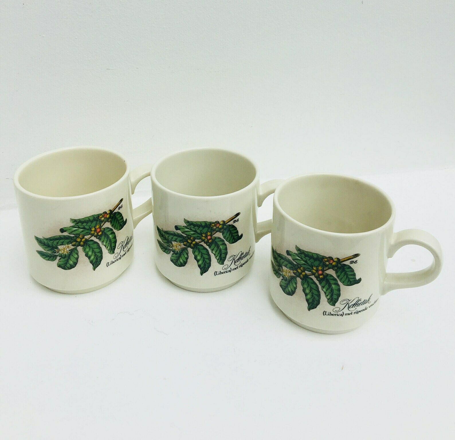 photo furniture Coffee Mugs Villeroy And Boch, Luxembourg, Vintage Koffietak, Liberica , Breakfast Mug, Liberica With Ripening Fruits Cups Coffee Dutch