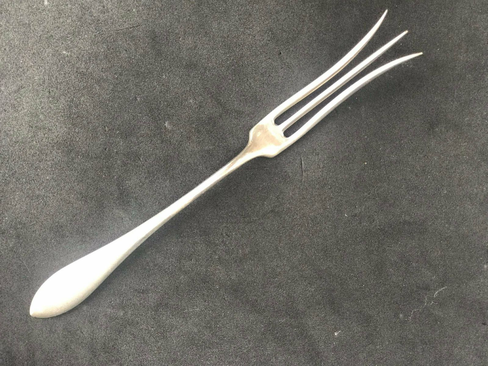 Antieke Engelse Verzilverde Pickle Vork Met Handvat, Ca. 1870 – Victoriaans – Geschikt Voor Olijven, Vleeswaren En Meer photo 96.0