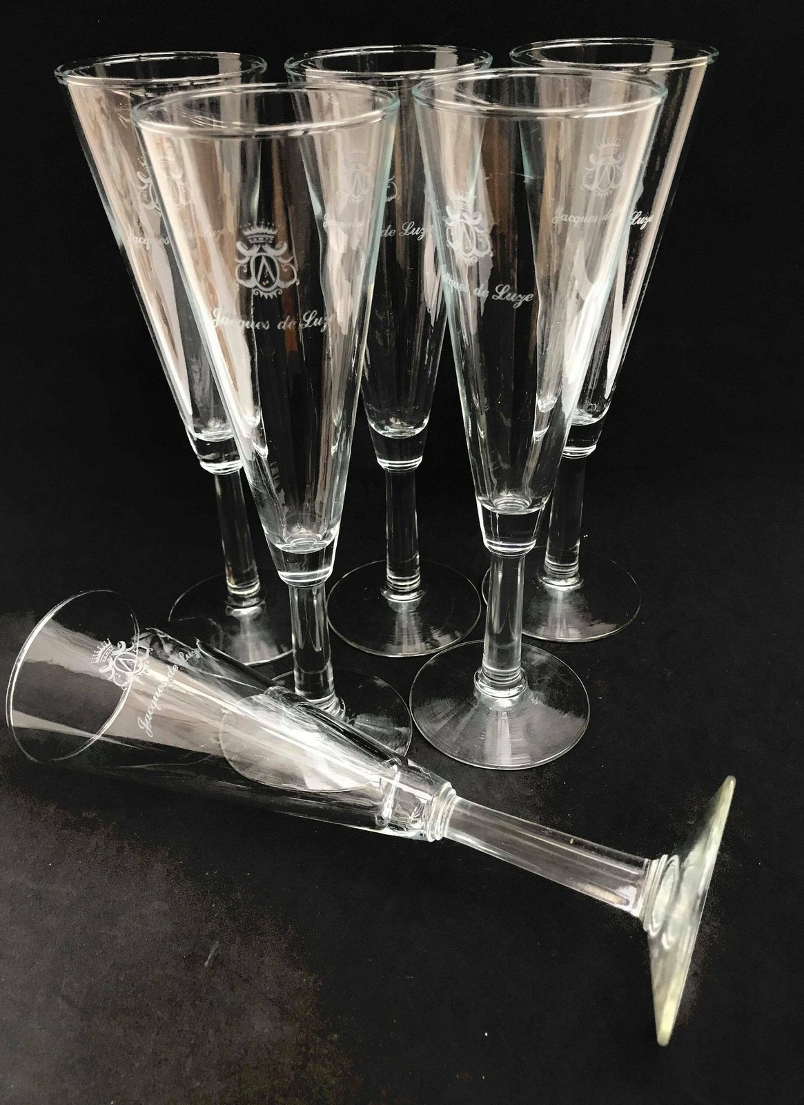 Vintage Champagne Coupes Flutes Toasting Glasses, 70s French Glassware, Celebration Glassware Wedding Glasses Luminarc Regency photo vinterior