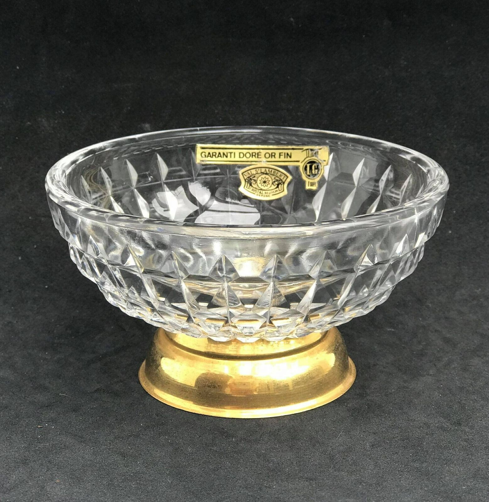 Val Saint Lambert Schaal – Verguld Geslepen Kristal, Decoratieve Voetschaal, Compote, Goudkleurig photo Woonaccessoires