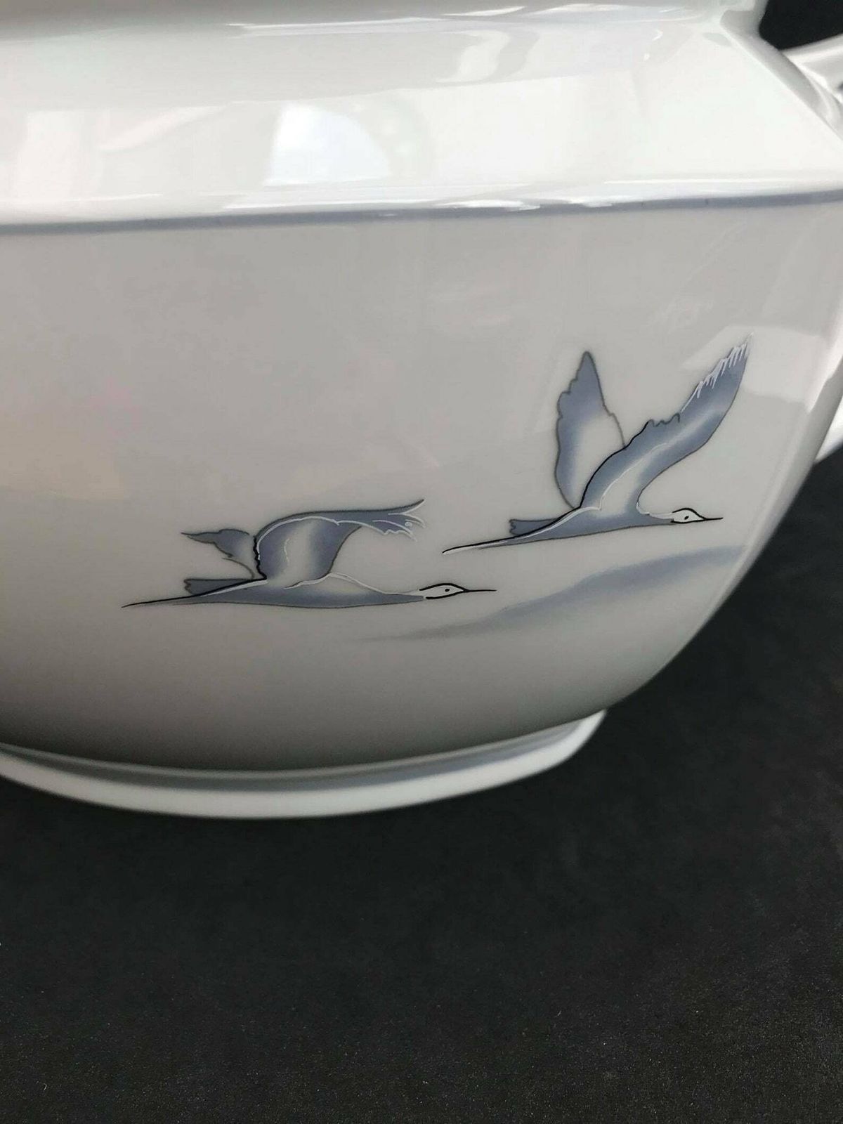 Soup Tureen Porcelain Winterling Marktleuthen Spülmaschinenfest Bavaria Vintage Rare Replacemnt Birds Pattern Beachside Coast Kitchen photo for sale