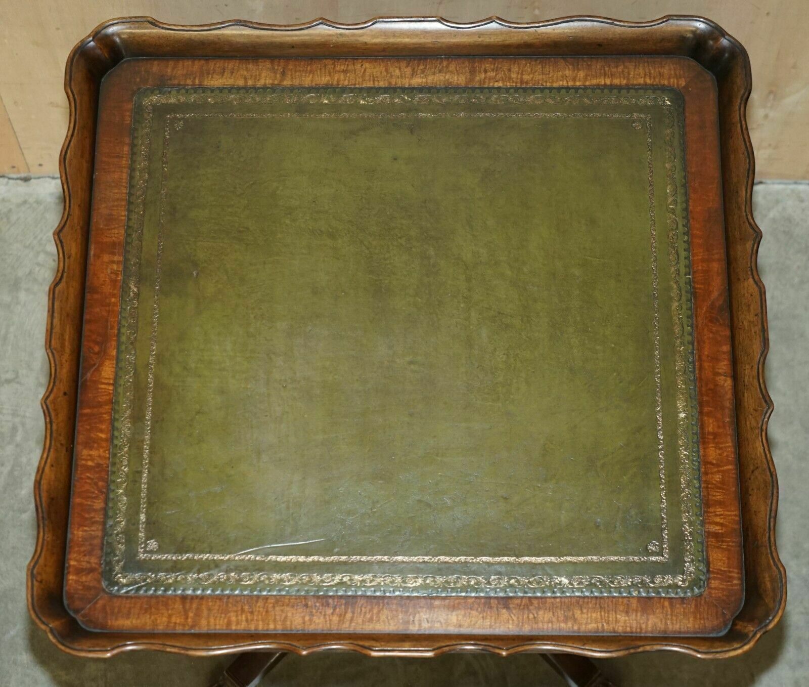 Furniture Large Ornately Carved Antique Mahognay & Green Leather Tilt Top Centre Table photo