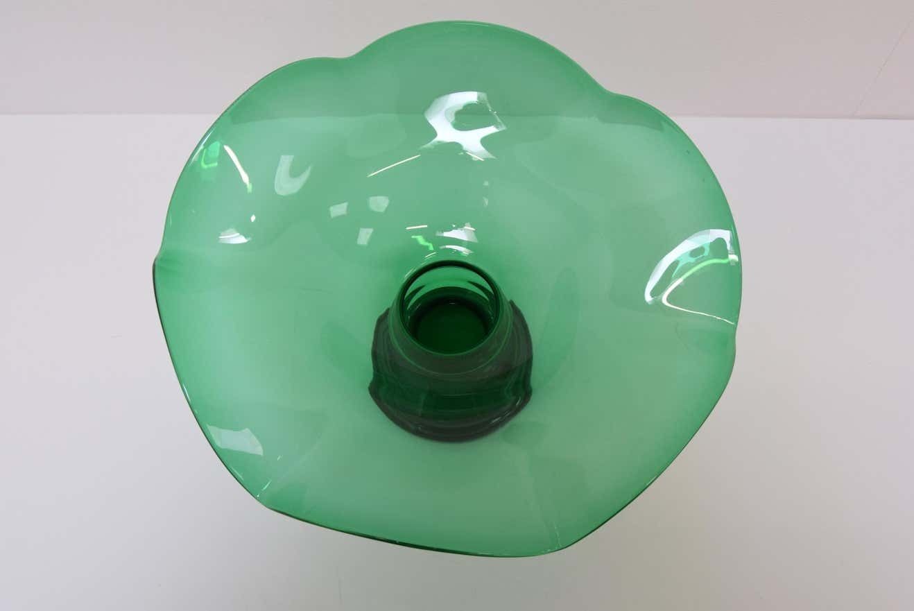 Pair Of Art Glass Bowls, By Glasswork Novy Bor, 1930's. photo vinterior