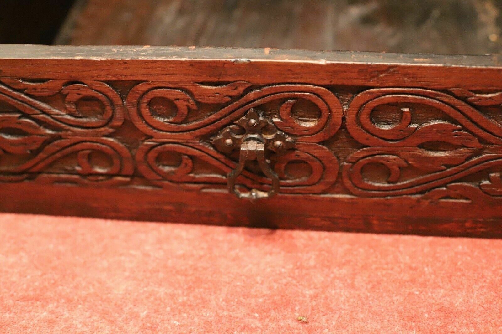 photo buy Unique Victorian Carved Oak Mule Chest Made By Hewetson Milner And Thexton Ltd