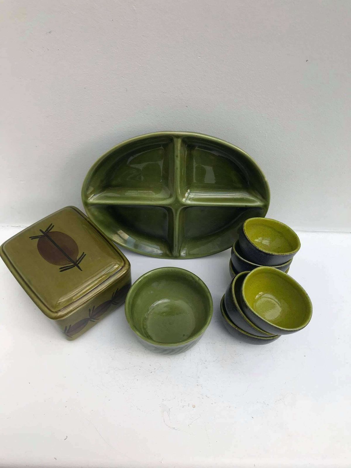 photo furniture Green Pottery Boch Bowl Dinnerware Appetizer Set Belgium Trianon With Handles Dishes La Louviere Belgium Trianon Model Green Dinnerware
