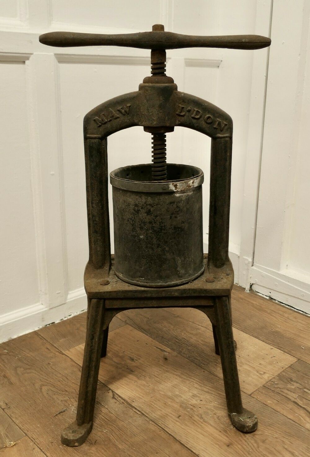 A Maw And Sons 19th Century Cast Iron Tincture Press