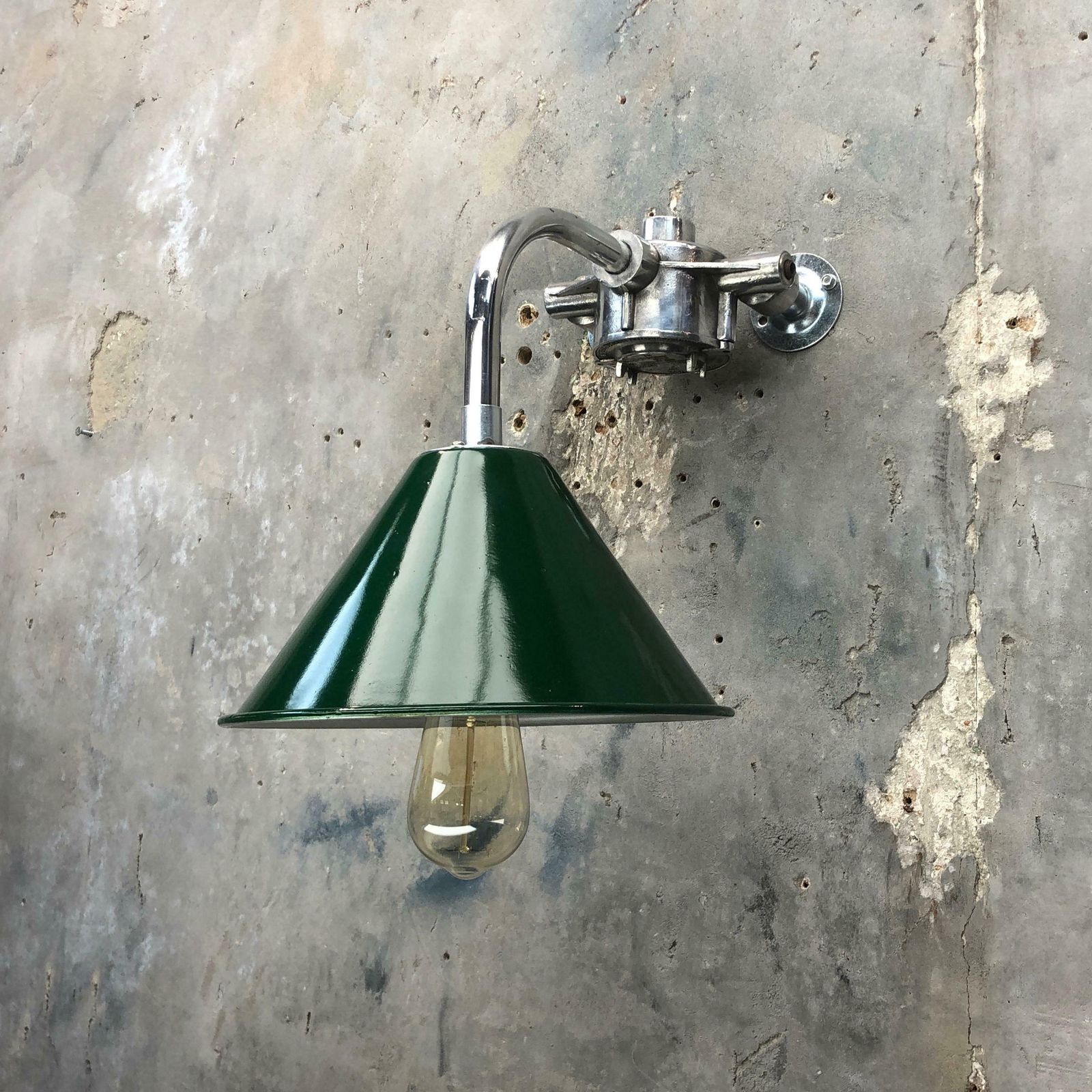 1980s Ex British Army Lamp Shade And Galvanised Steel Short Reach Cantilever photo Lighting