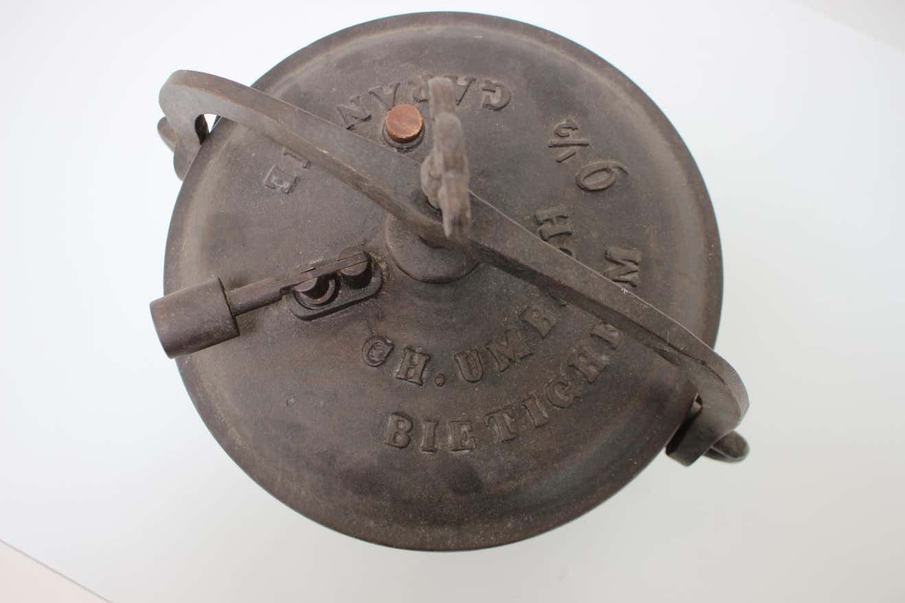 Pressure Cast Iron Pot Ch Umbach Bietigheim, 1910s photo furniture