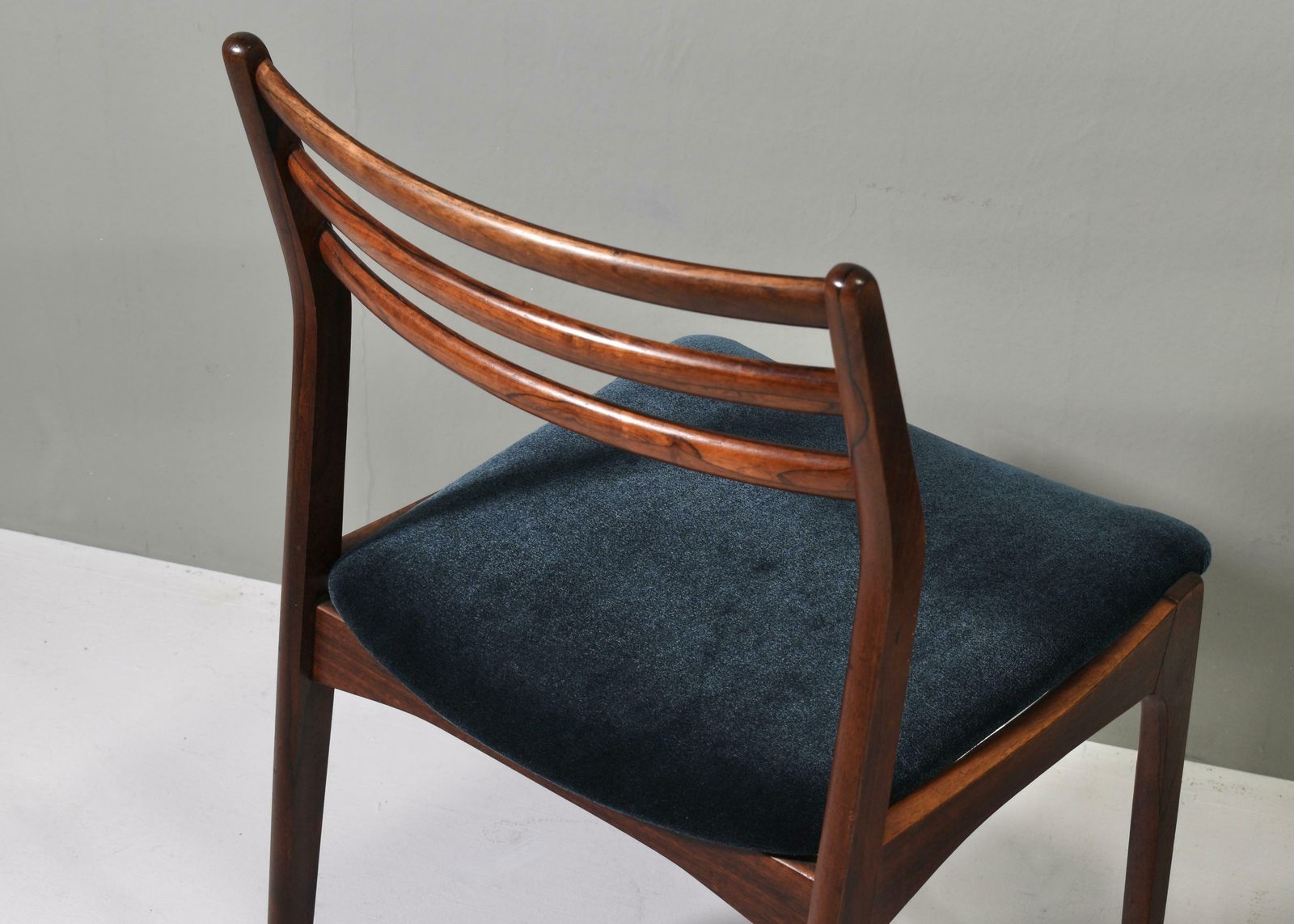 photo vintage Set Of Four Scandinavian Danish Dining Chairs   Denmark, Circa 1960