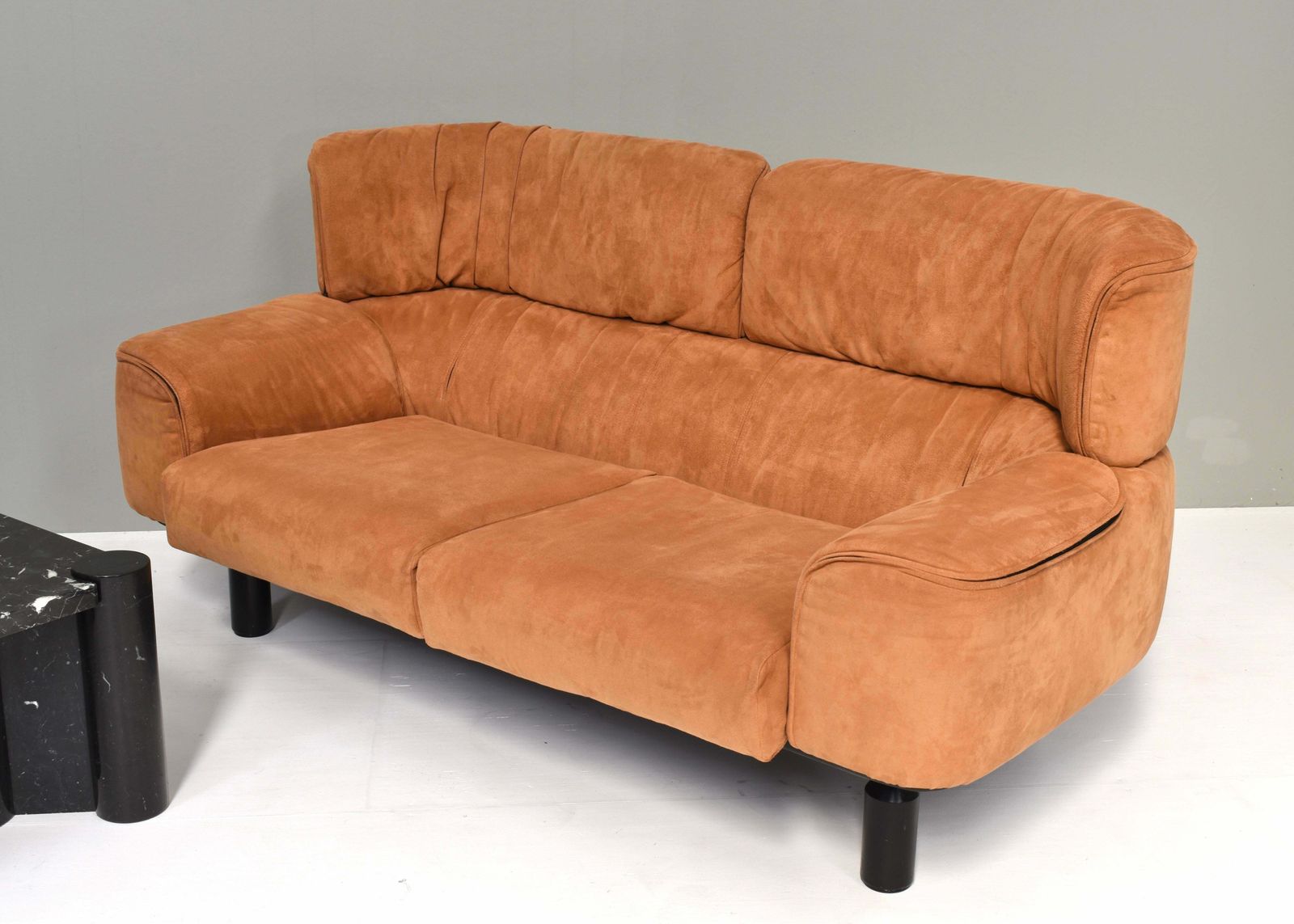 Rare Bull Sofa In Terra Alcantara By Gianfranco Frattini For Cassina Italy, 1987 photo 8521.0