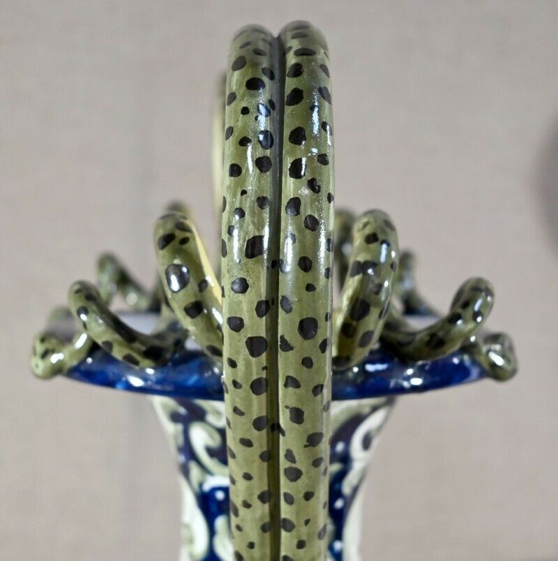 photo vinterior Important Earthenware Vase, Renaissance Style   2nd Part Of The 19th Century