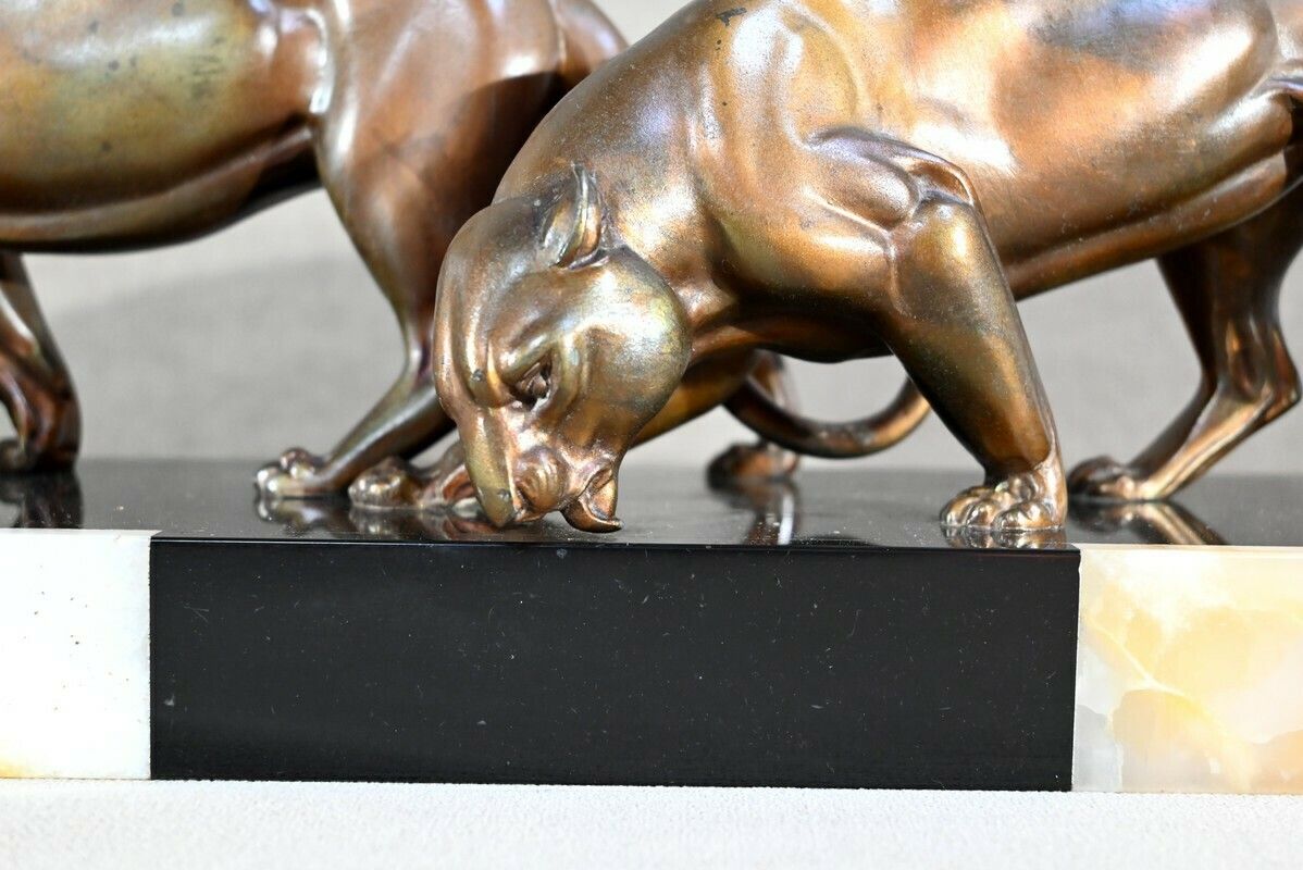 Art Group Of Lionesses In Spelter, Art Deco – 1940 photo