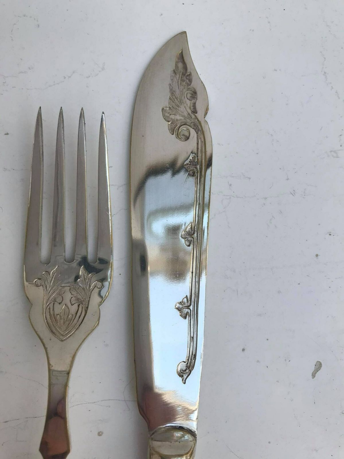 Zeevruchten  En Visbestek, 12 Delig, In Doos – Verzilverd Met Ivorine Handvatten, Roestvrij Staal – Tafelbestek Voor Feestdagen, Diners En Bruiloften photo vinterior