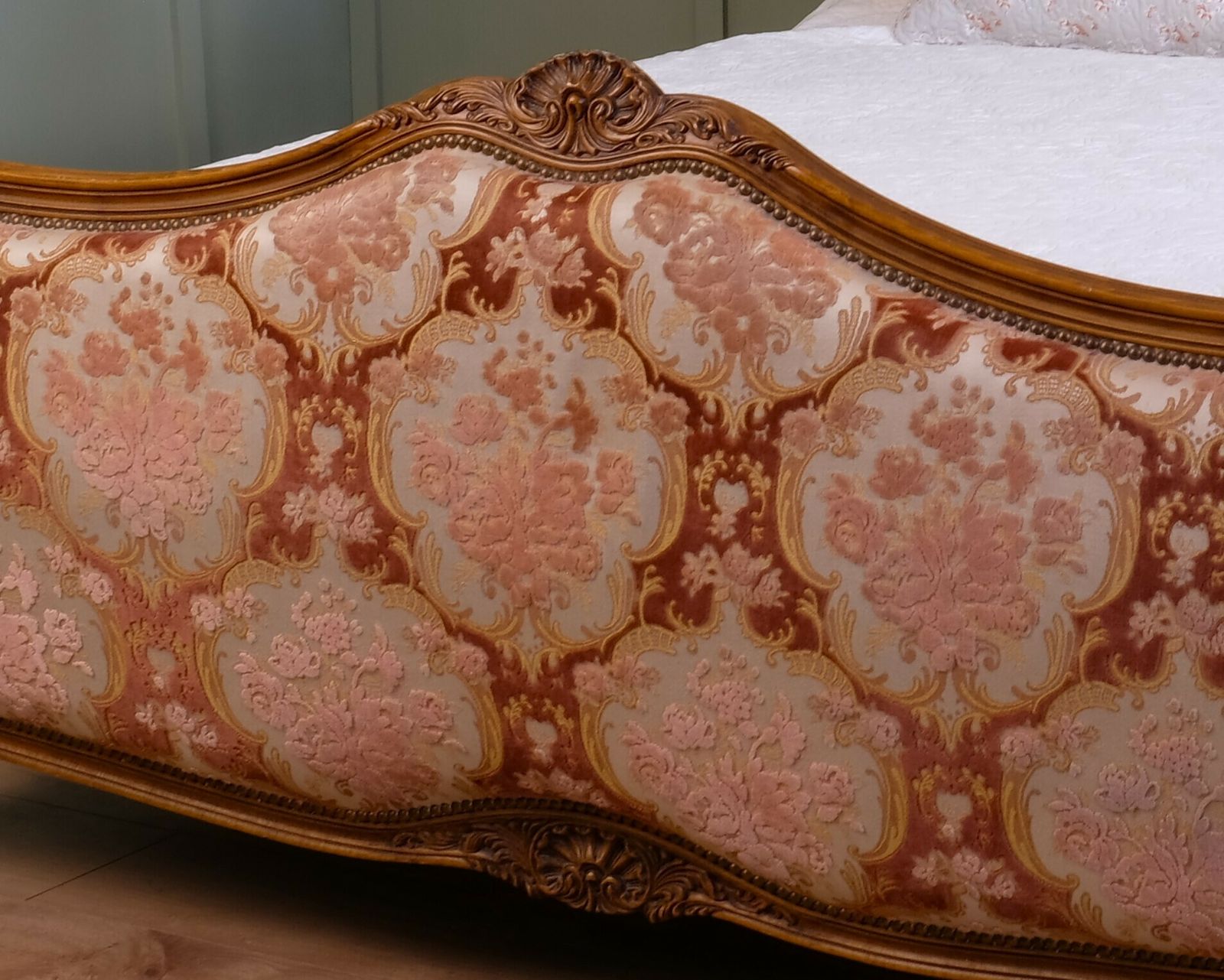 Large Kingsize 5'6"   Small Superking Antique Upholstered Bed photo furniture