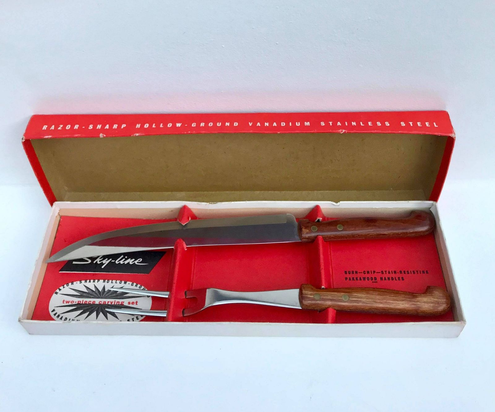 Carving Knife In Its Box Harpening Steel Knife Carving Set, Collectible Flatware Retro Cutlery Barbecue Tools Garden Dinner Sharp Sky Line photo Home Decor