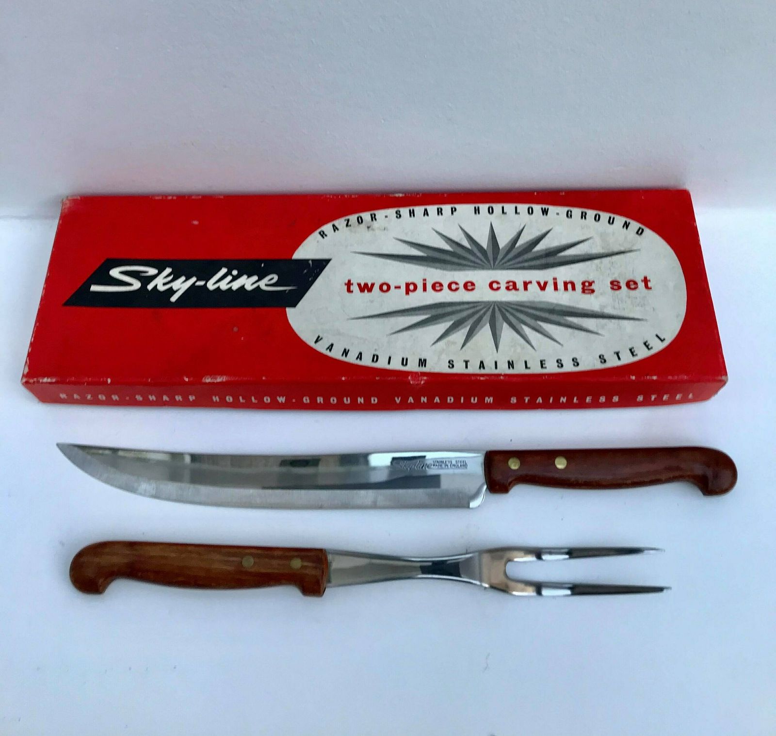 Carving Knife In Its Box Harpening Steel Knife Carving Set, Collectible Flatware Retro Cutlery Barbecue Tools Garden Dinner Sharp Sky Line photo 112.0