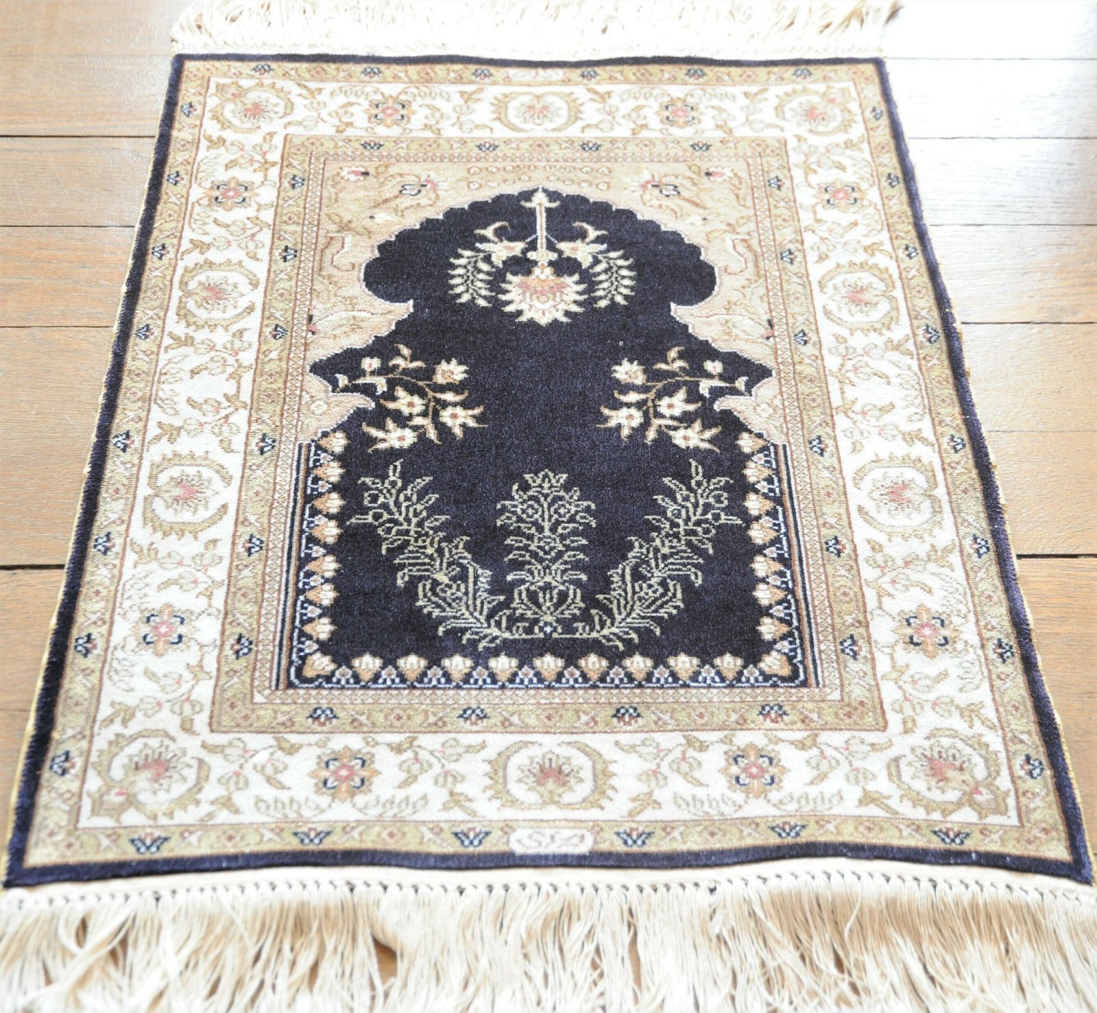 Fine Small Turkish Hereke Style Silk Rug photo 640.0