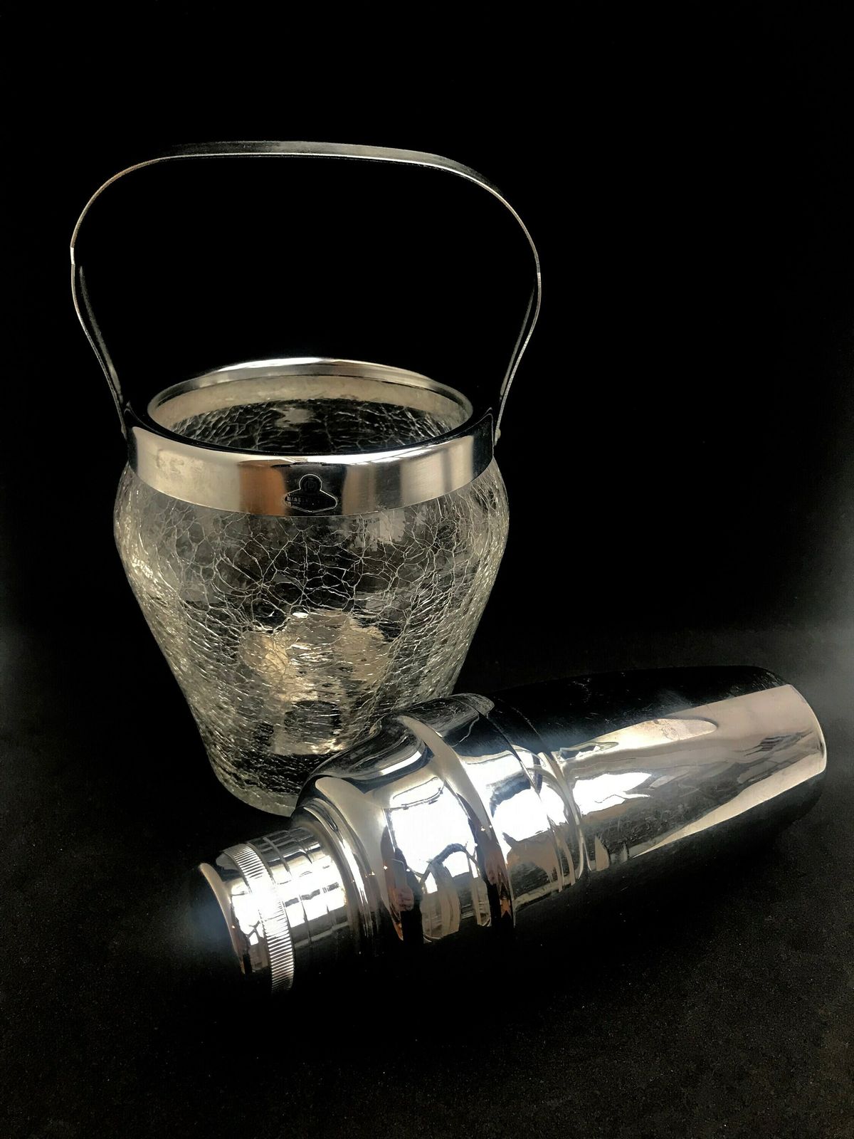 Bar Set Cocktail Shaker And Crackled Glass Ice Bucket Stainless Steel Mid Century Bar Cart 60s Mixology Bartender Barista Home Gift photo furniture