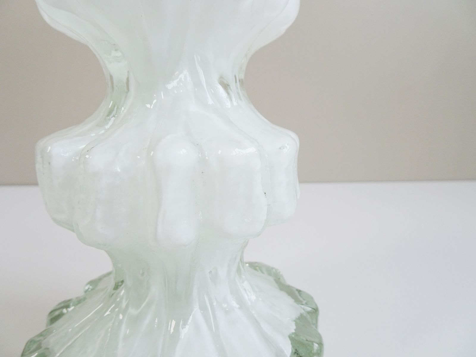 White Ingrid Glass Vase By Glashütte Kurt Wokan   70s Glass Decoration photo buy