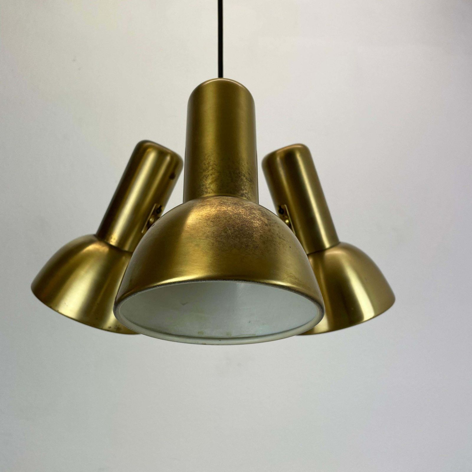 3 Spot Brass Tone Hanging Light Koch And Lowy Style Omi Lighting, Germany 1970 photo vinterior