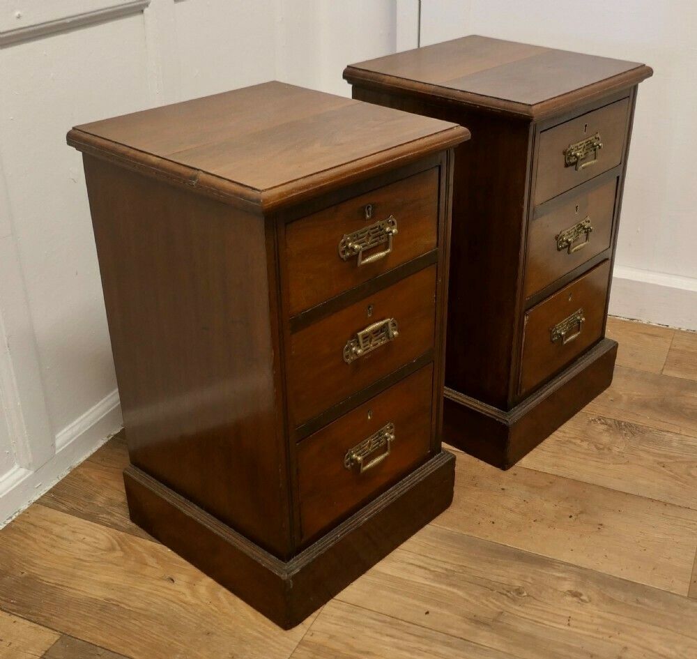 A Pair Of Small 4 Drawer Chest Of Drawers, Night Tables photo for sale