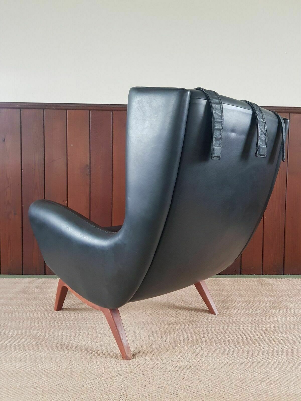 Rare 1950 Illum Wikkelso Leather Wingback Chair ''Model 110'' Teak Mid Century photo vintage