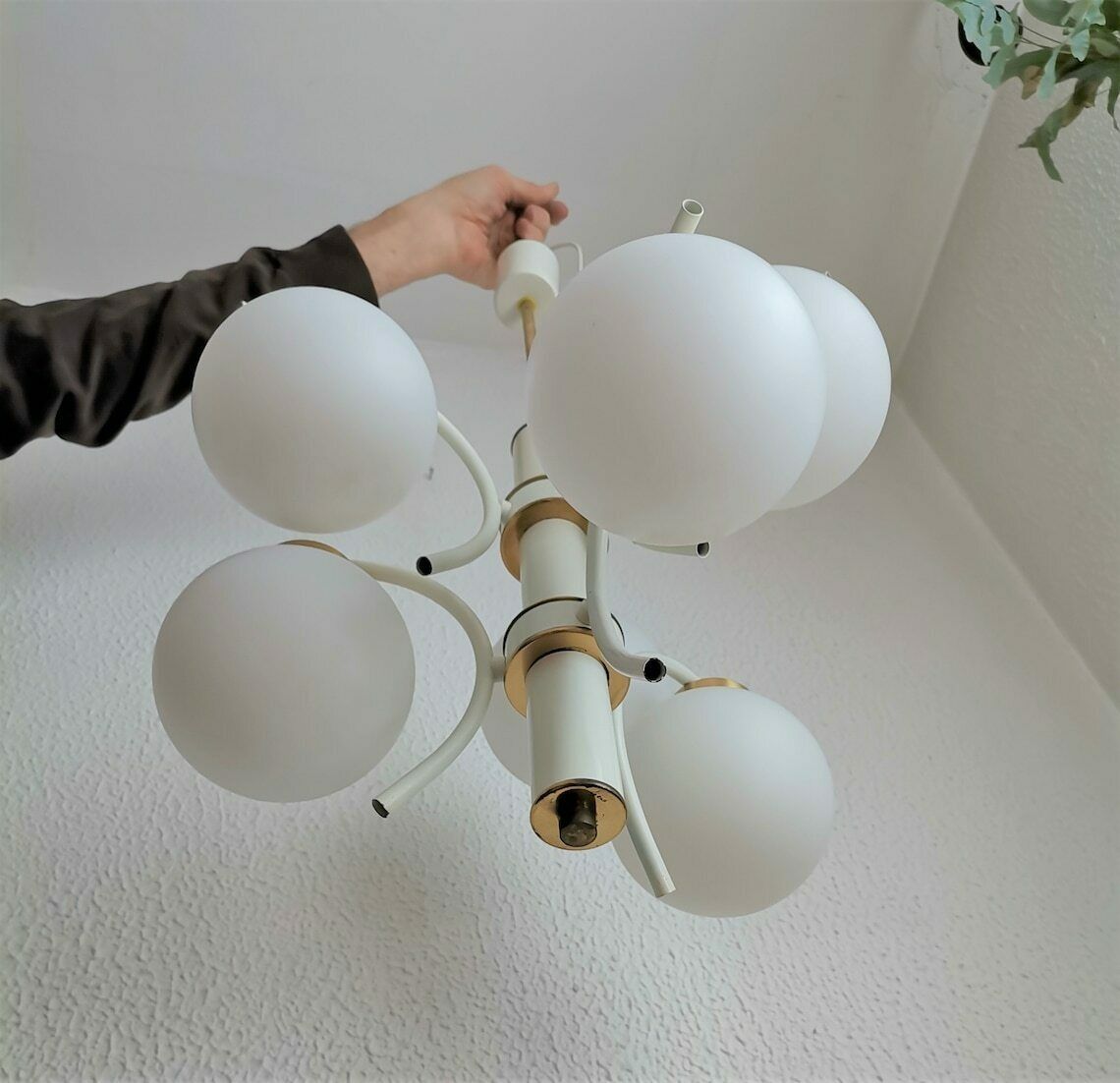 White & Gold 6 Sphere Chandelier / Sputnik Style / Vintage 70s Yugoslavia / Brass And Glass / Mid Century Modern Home photo Lighting