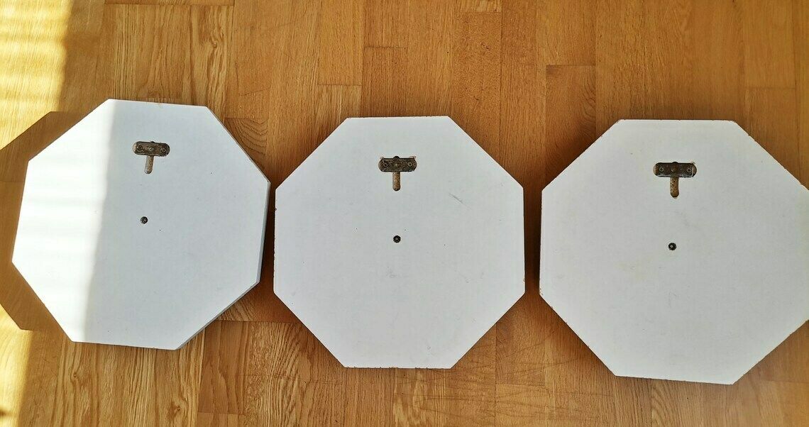 Set Of 3 Wooden Wall Hangers / Vintage Wall Hook On Octagonal Wooden Frame / Coat Rack Or Towel Rack From 80s Yugoslavia photo vinterior