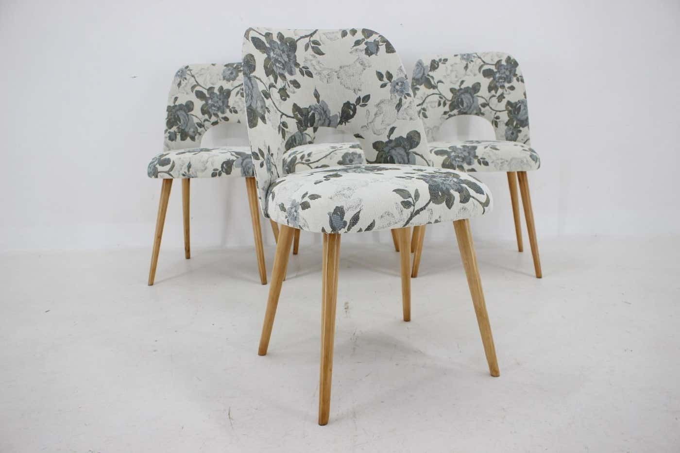 1351.0 1960s Set Of Four Oswald Haerdtl Dining Chairs In Fabric, Czechoslovakia photo