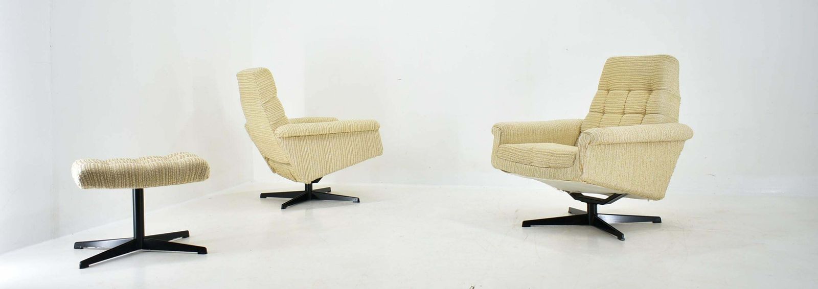 Pair Of Armchairs, Tabouret By Morávek A Munzar , 1968s photo vintage