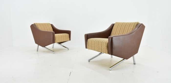 photo for sale 1960s Pair Of Italian Armchairs