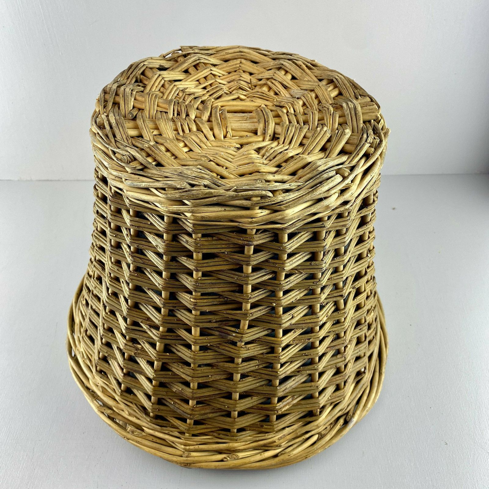 Early 20th Century Zinc Lined Wicker Flower Basket   Florists Basket   Gardenalia photo vinterior