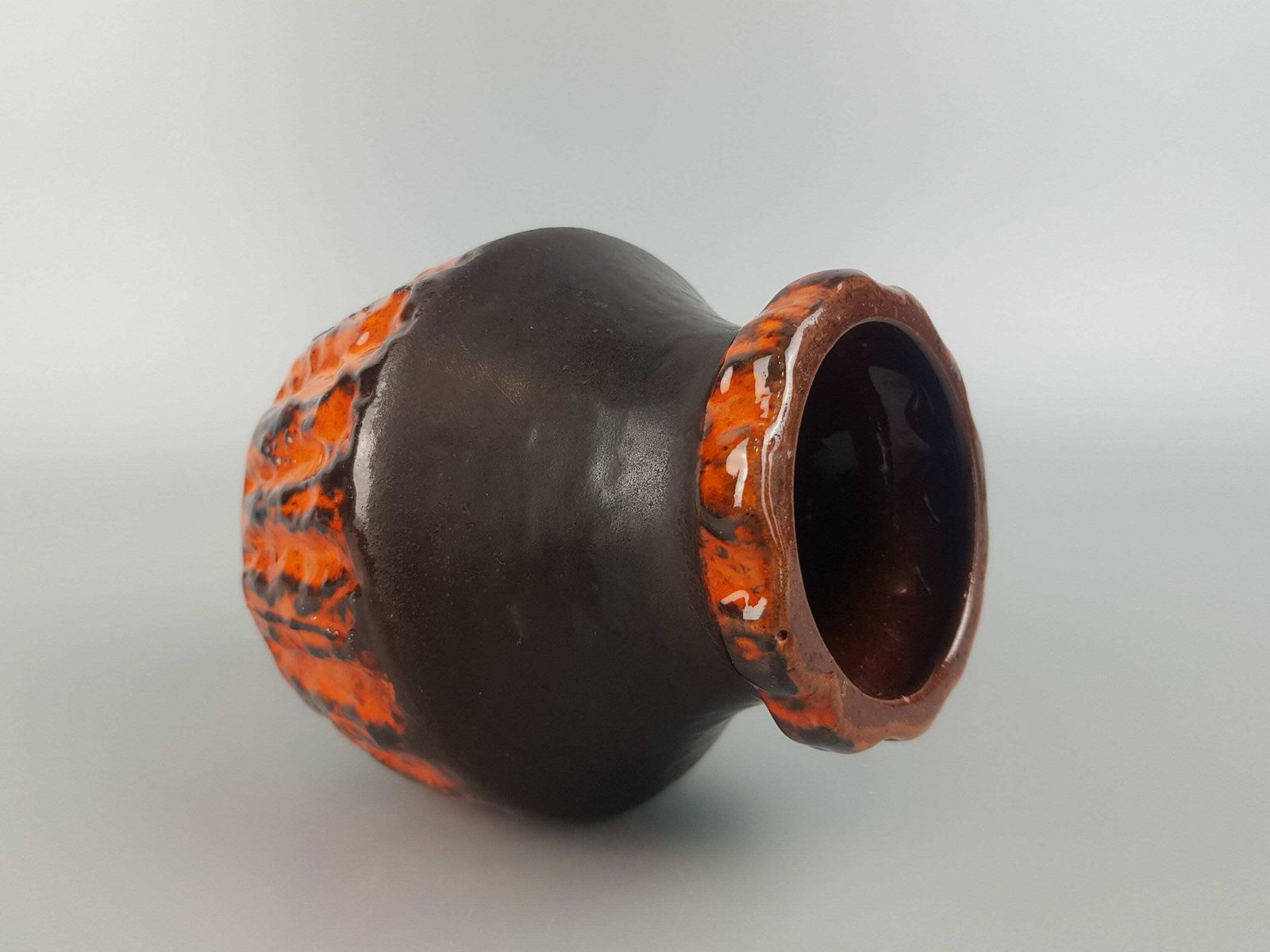 Vintage Carstens Keramik Bruin En Oranje Vaas 217/15 West German Pottery Jaren 1970 photo Woonaccessoires