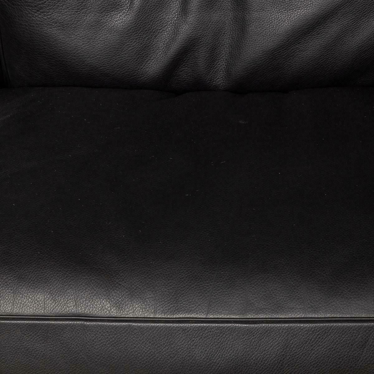 photo furniture 3 Fauteuil Grand Confort, Grand Modèle, Deux Places Cassina Sofa. Le Corbusier