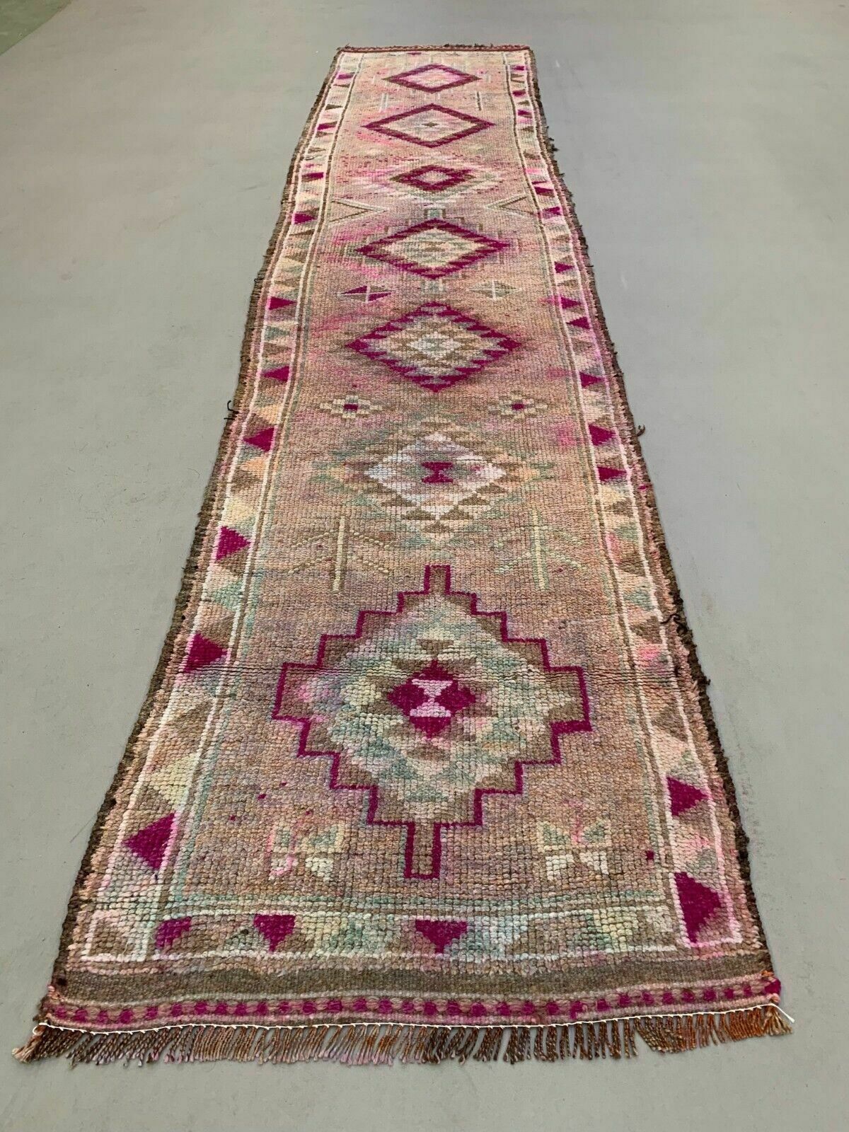 Vintage Turkish Tribal Runner Veg Dye Wool Rug Tribal, Handmade