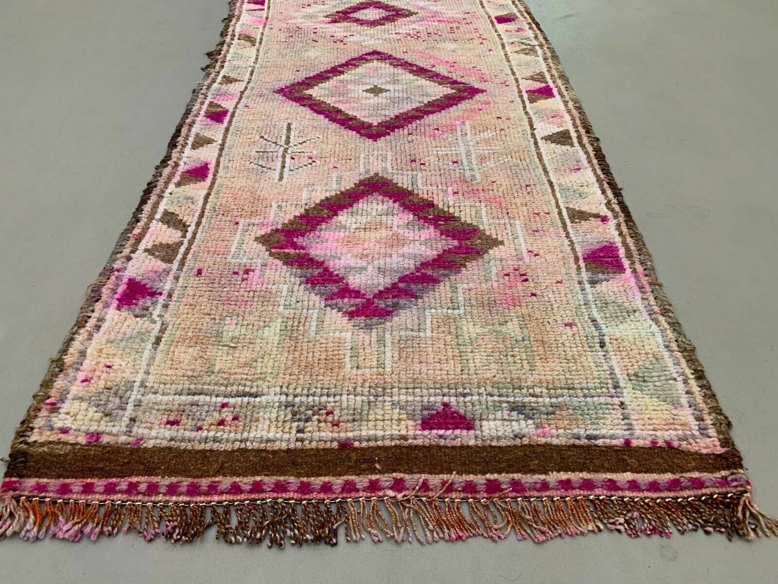Vintage Turkish Tribal Runner Veg Dye Wool Rug Tribal, Handmade photo Textiles