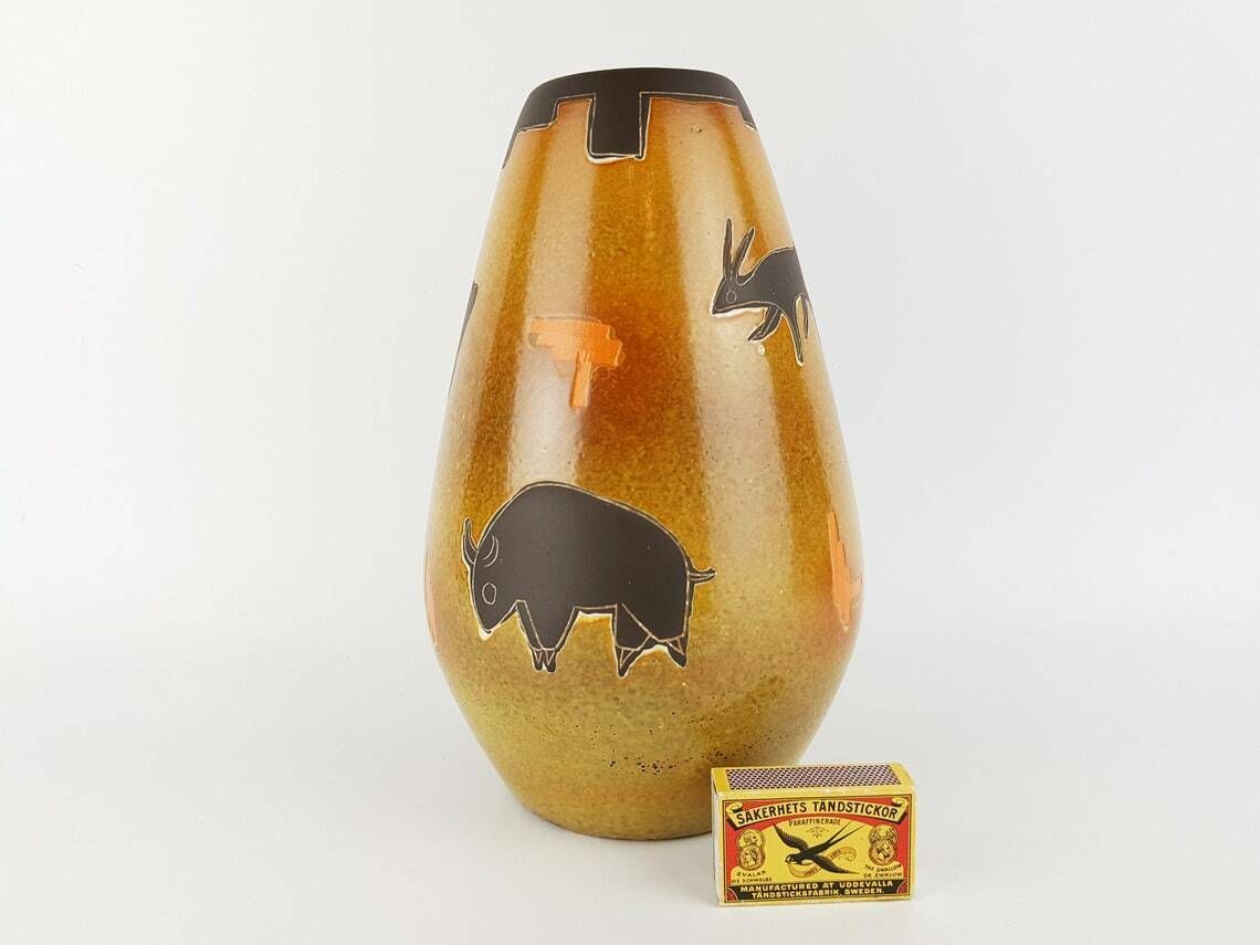Vintage Marei Keramik Vaas Met Dierdecor 2002 24 West German Pottery Ca. Jaren 1950–1960 photo furniture