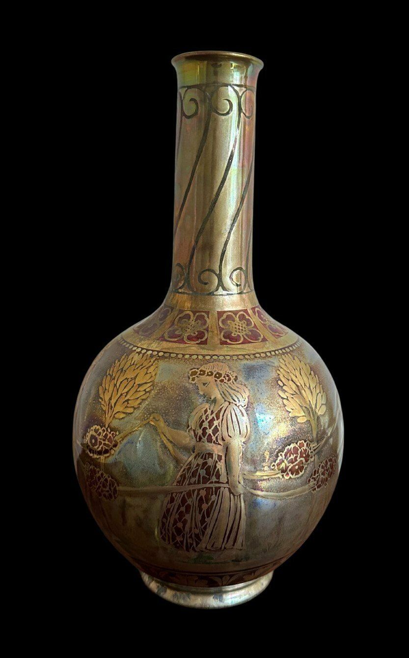 Pilkington's Lustre Vase, 1910s photo furniture
