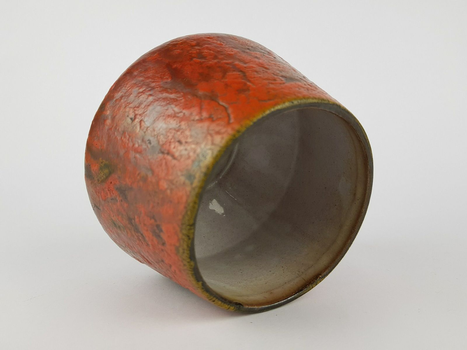 Vintage Ruscha Keramik Fat Lava Vaas / Plantenbak Met Vulkano Decor, West Duits Aardewerk, Ca. Jaren 1960 photo for sale