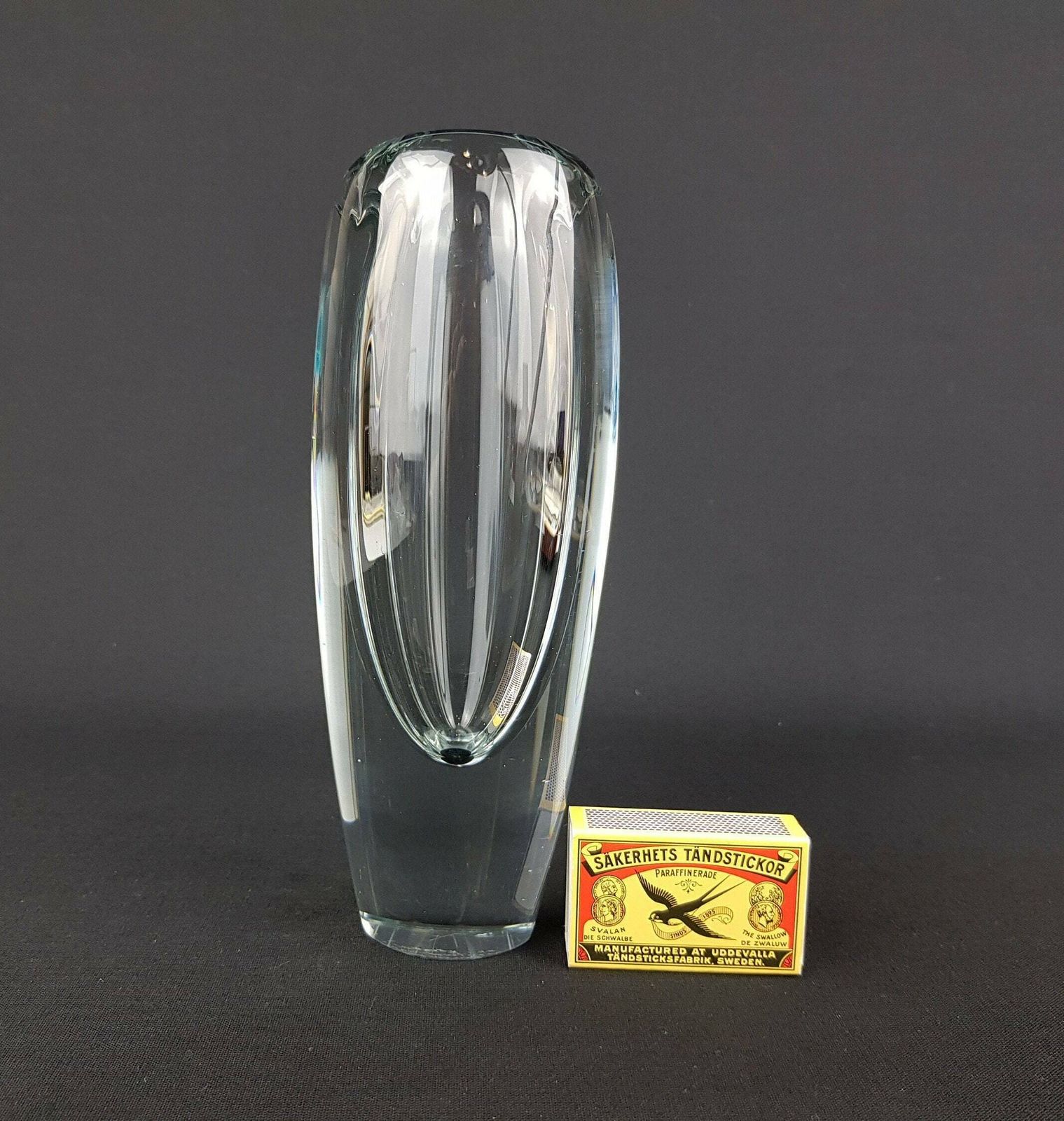 Vintage Signed Nuutajärvi Notsjö Glass Vase By K. Franck Finland Scandinavia 1958s photo furniture