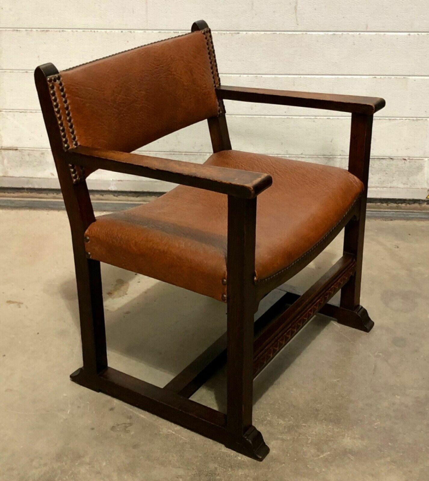 Handsome Arts And Crafts Oak Nursing Chair / Childs Chair photo 159.0