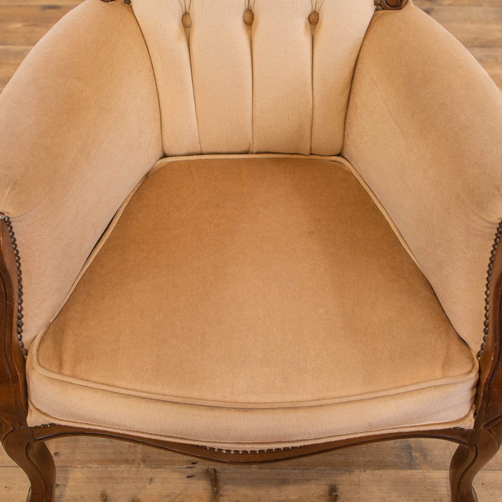 Vintage Button Back Armchair Vintage Armchair | Vintage Seating | Upholstered Armchairs (M 4723) photo furniture