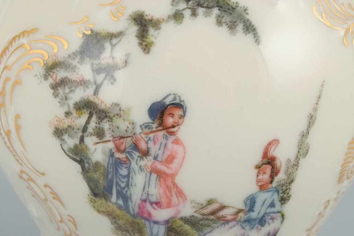 Rosenthal, Germany. "Sanssouci", Cream Coloured Vase Decorated With Figures. photo Home Decor