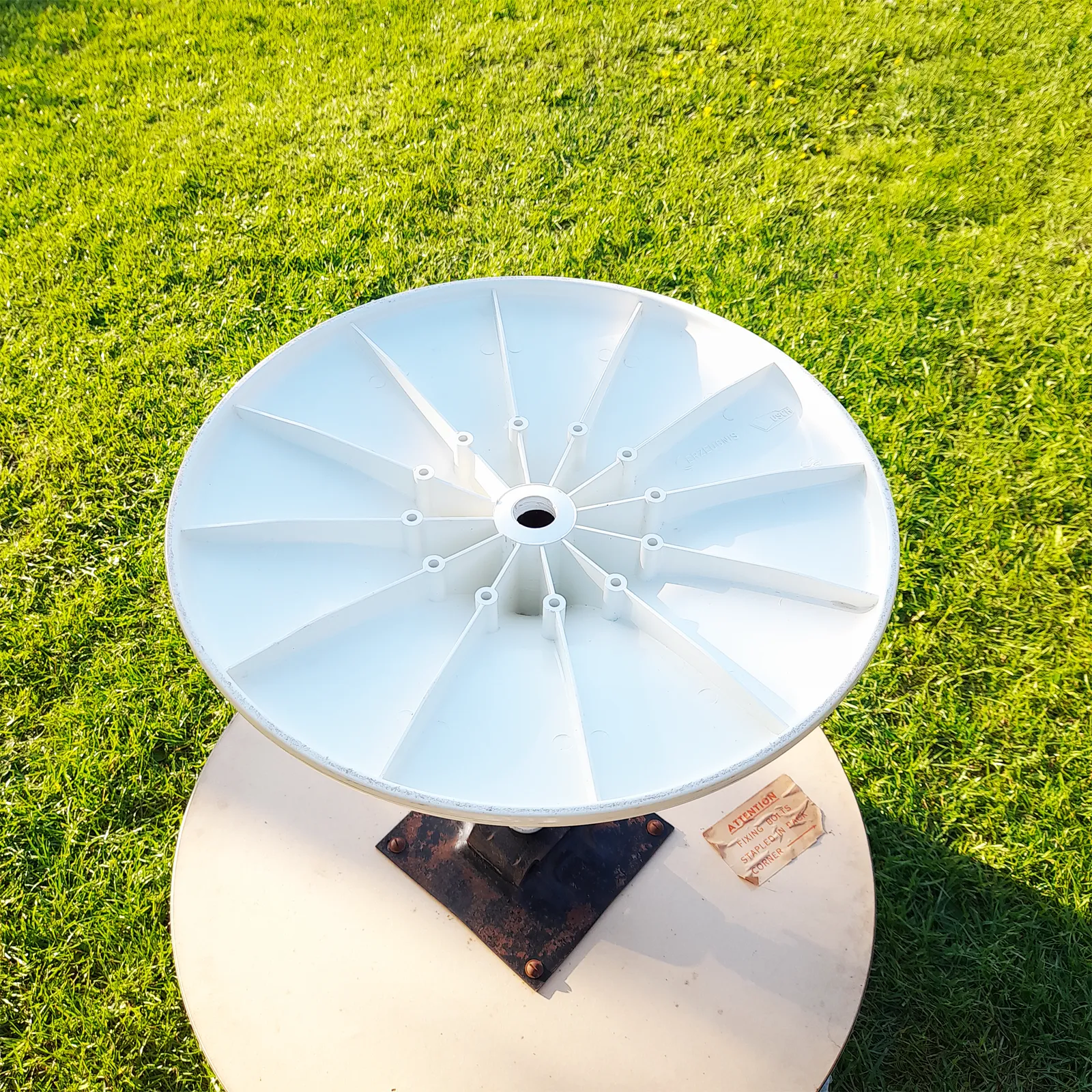1960's Vintage Lusch Erzeugnis Tulip Table By Joe Colombo / Mid Century Modern Table / Coffee Table / End Table photo 400.0