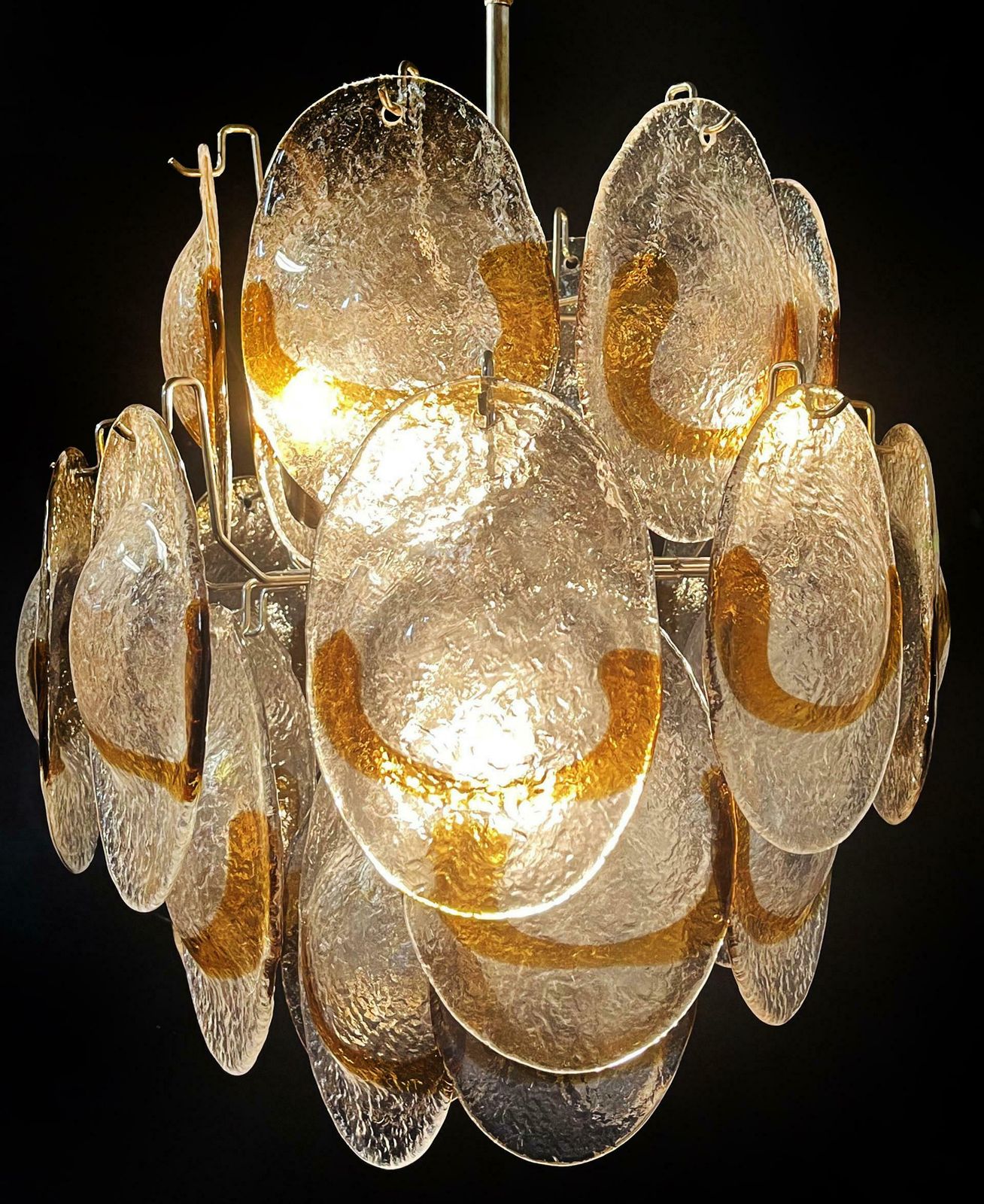 photo furniture Elegant Vintage Italian Murano Chandelier   24 Clear And Amber