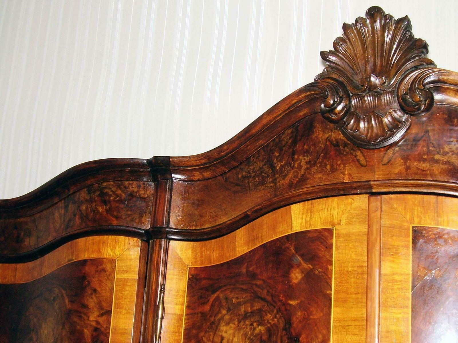 1920s Venetian Baroque Wardrobe Carved Walnut, Attributed Testolini & Salviati photo Furniture