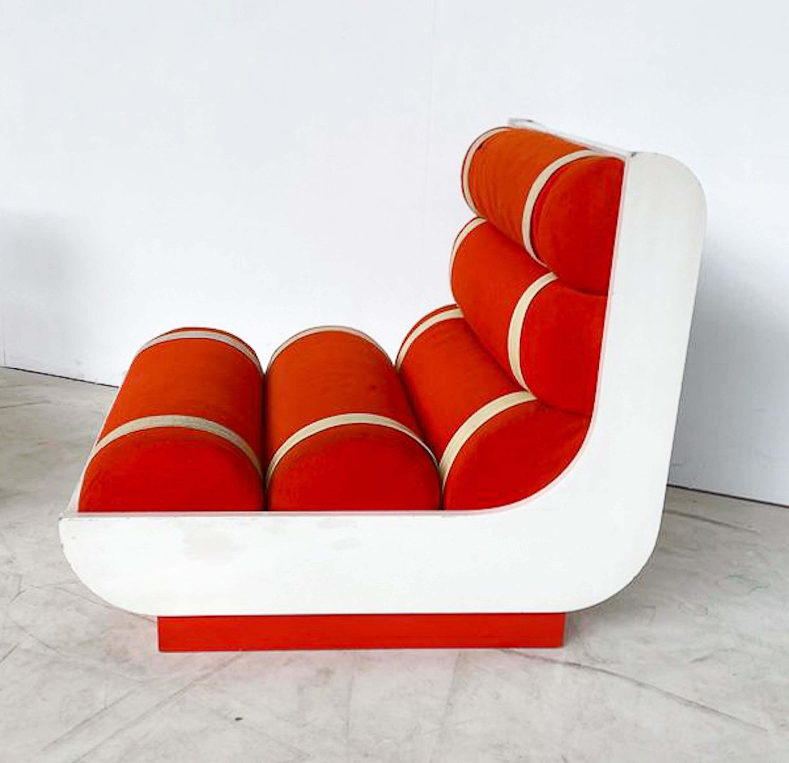 photo furniture Mid Century Modern Pair Of Italian Red Armchairs, 1960s   Orignal Upholstery