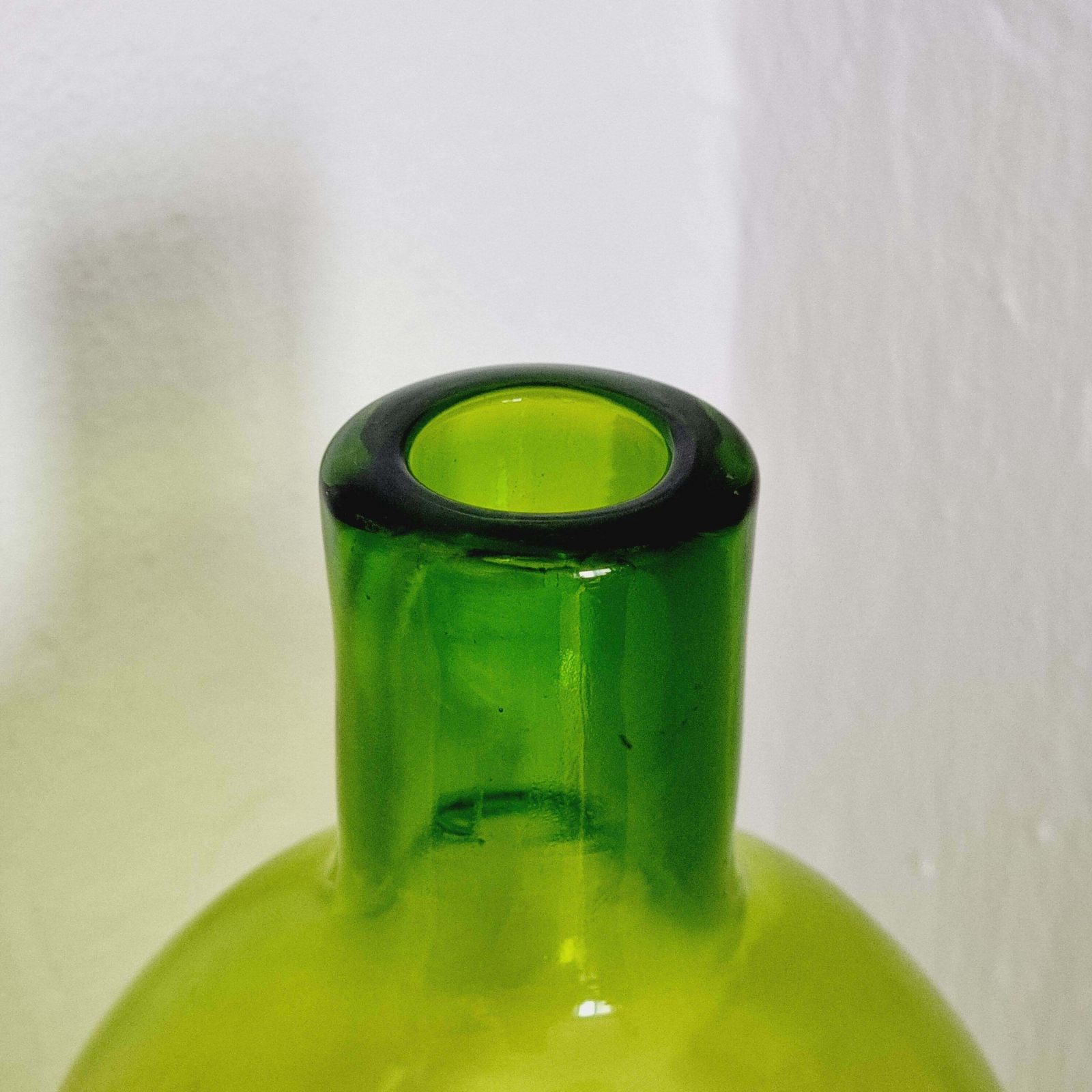 Margareta Hennix, Large Glass Vase, Reijmyre Sweden Post Modern photo furniture