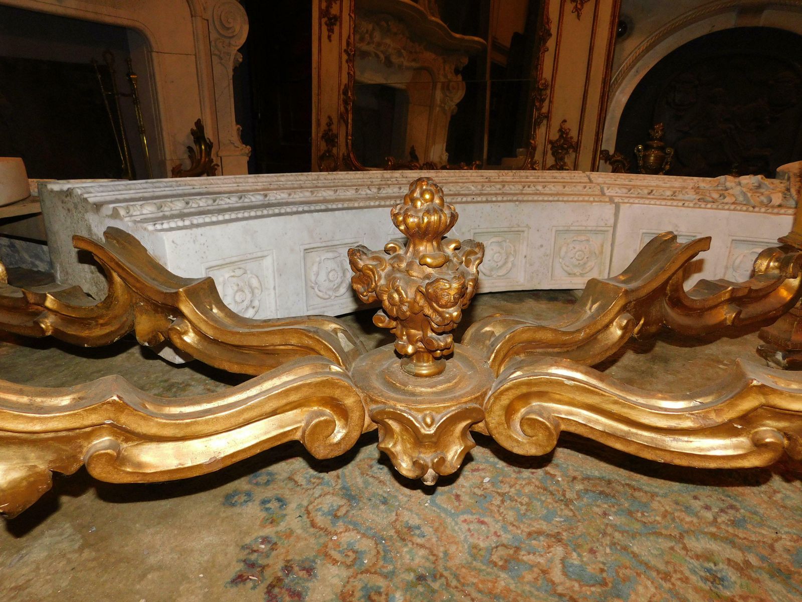 Antique Table Console In Lacquered And Gilded Wood, First Half Of The 18th Centu photo vinterior